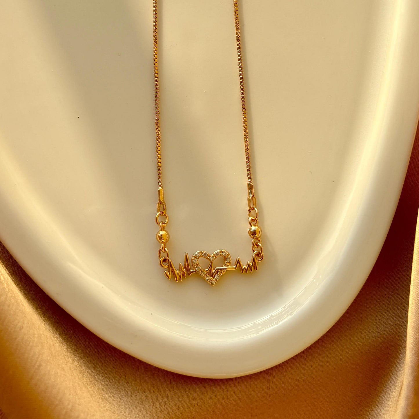 Anti-Tarnish Pendant Set – 4 Timeless Minimal Designs