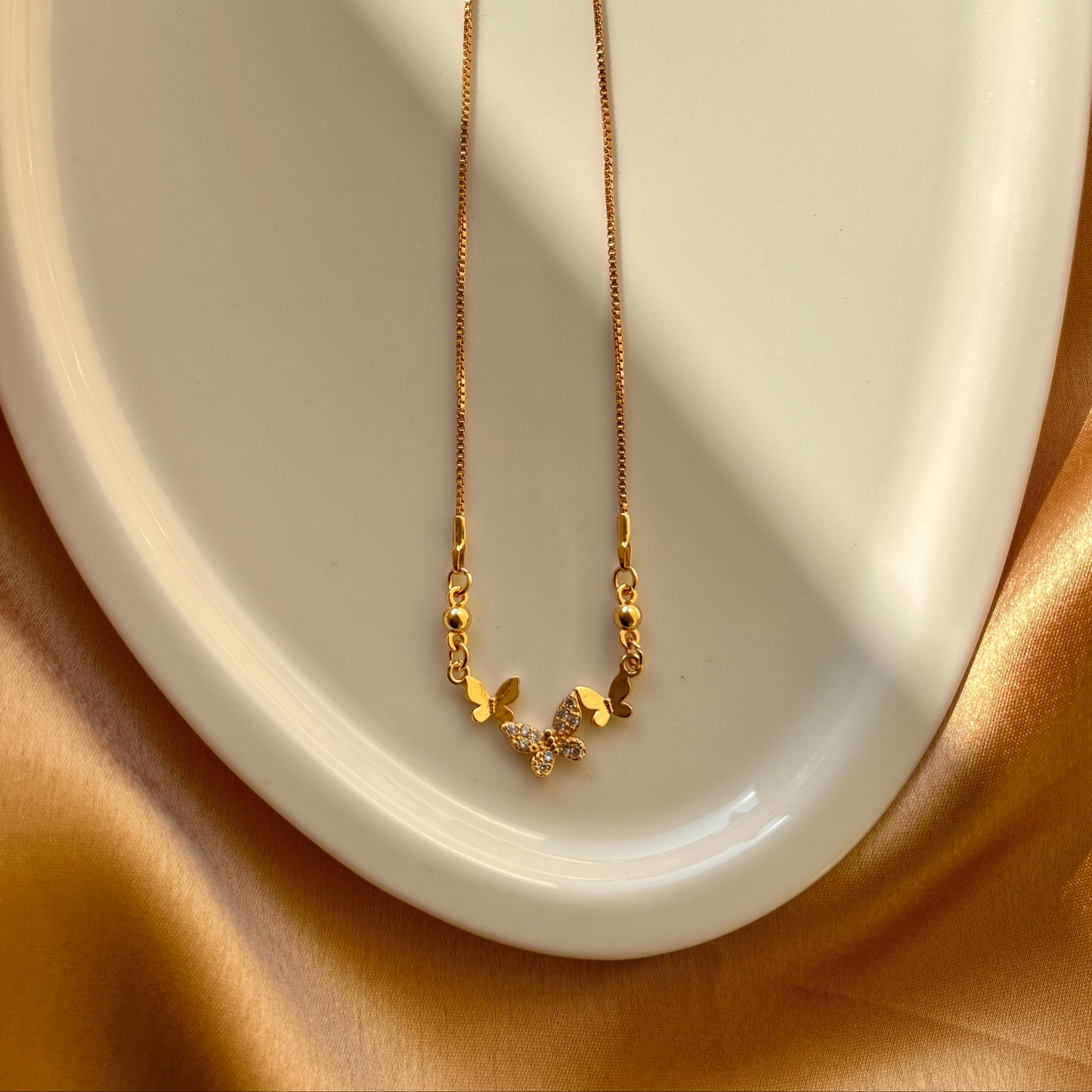 Anti-Tarnish Pendant Set – 4 Timeless Minimal Designs