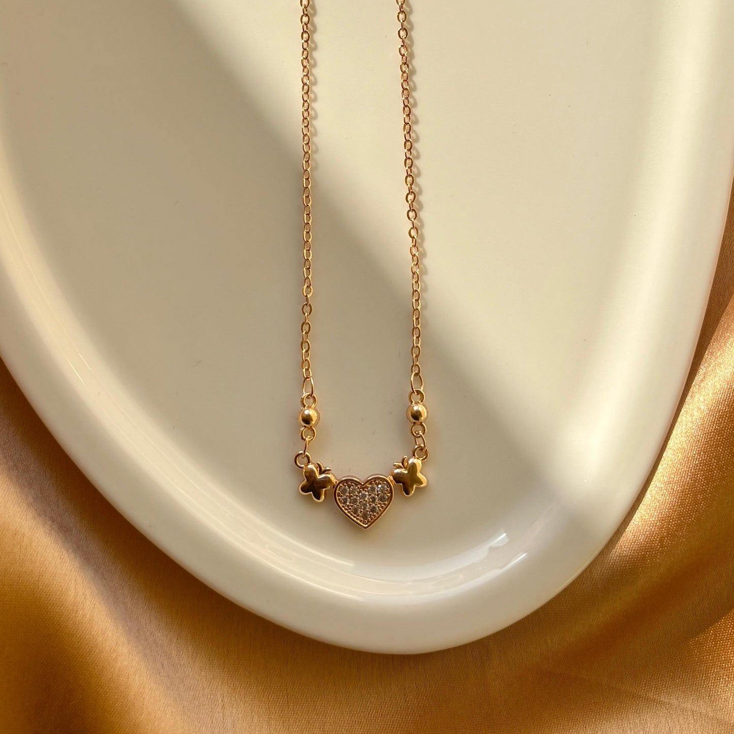 Elegant Anti-Tarnish Chain Pendants Gift Hamper – Minimal, Classy & Full of Love